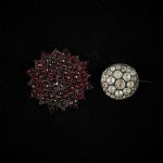 3432 Brooches